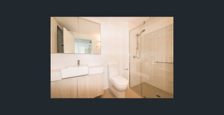 Stylish Inner-City Living in the Heart of Lutwyche - Photo 4