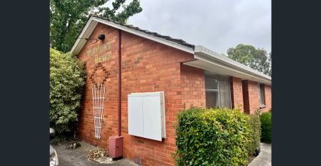 This charming 2-bedroom unit is perfect for those seeking comfort and convenience. Available 21/02/2026 - Photo 3