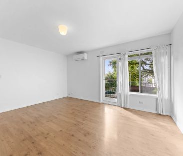 Nestle into your new home! - Photo 6