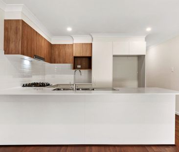 3 Bed 2 Bath Duplex - Photo 4