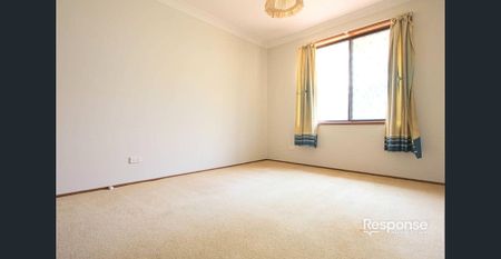 Spacious 3-Bedroom Home with Study in Matthew Pearce Catchment - Photo 2