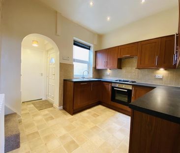 2 bedroom House To Let - Photo 4