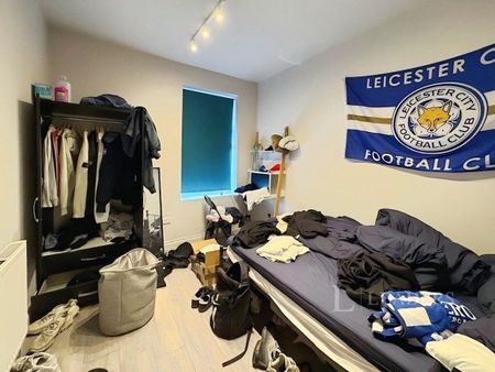 6 bedroom house to rent Monica Grove, Manchester, M19 - Photo 5