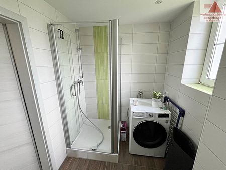 Modern sanierte 2-Raum-Wohnung in Annaberg - Einbauküche kann übernommen werden!! - Foto 4