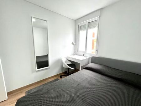 Calle León, Getafe, Community of Madrid 28903 - Foto 4