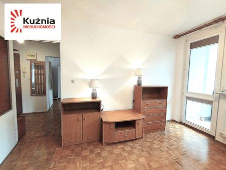 Trzy oddzielne pokoje i oddzielna kuchnia! - Zdjęcie 2