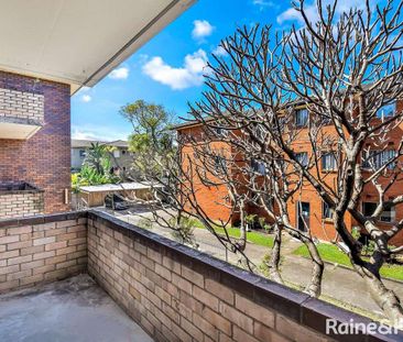 Two Bedroom Apartment - Photo 2