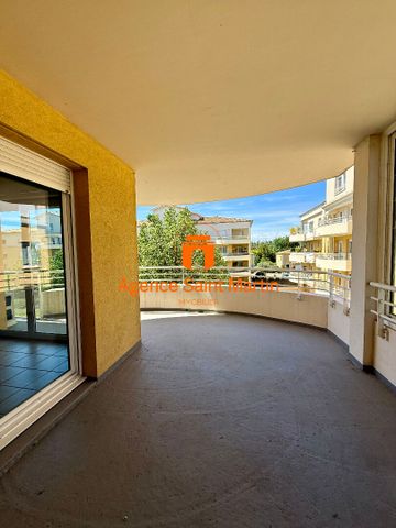 Location Appartement 5 pièces 85m² - Photo 2