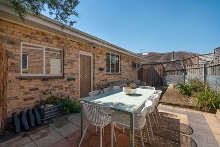 1/48 Stewart Terrace, Macleod - Photo 3