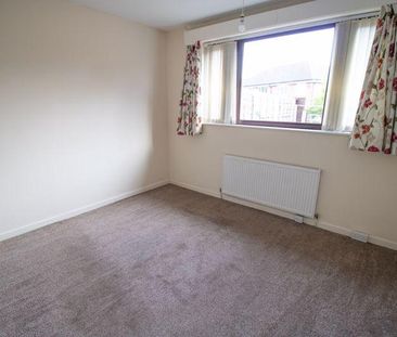 2 bedroom detached bungalow to rent - Photo 3
