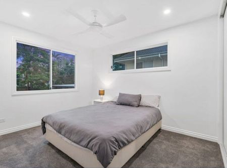 Stafford Heights - Photo 2