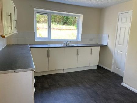 Harvey Court, Bolsover, S44, Property for rent - Photo 3