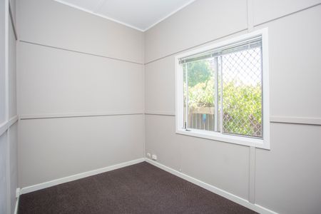 14 Kooyong Road, Rivervale WA 6103 - House For Rent | Domain - Photo 5