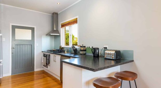 Low maintenance 3 bedroom home - Photo 1