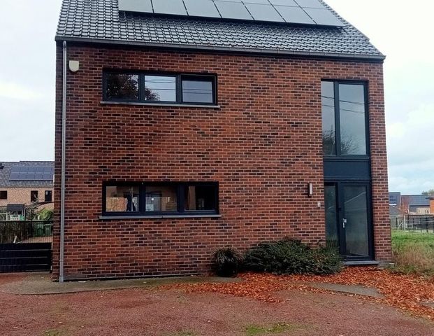 Kangoeroewoning te huur in Vlijtingen voor € 1.500 met 5 slaapkamers - Photo 1