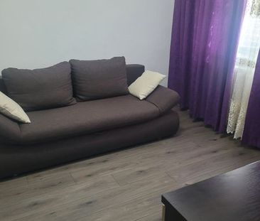 Ofer spre închiriere apartament 3 camere în Tg Jiu str Termocentralei - Fotografie 2