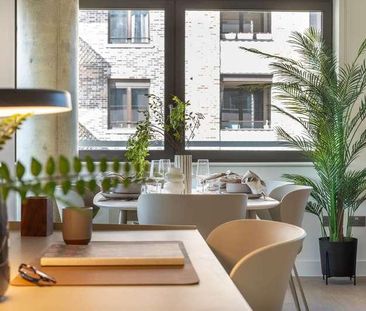 Uncle Wembley, Wembley, HA9 - Photo 1