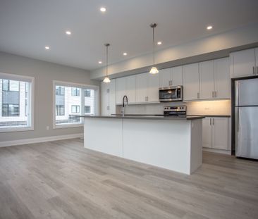 For Lease - 1497 PURCHASE Place, Innisfil, Ontario - Photo 5