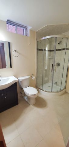 For Lease - 4 Dovehaven Crescent, Brampton, Ontario - Photo 4