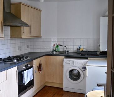 Room in a Shared Flat, Menzies Road, AB11 - Photo 3