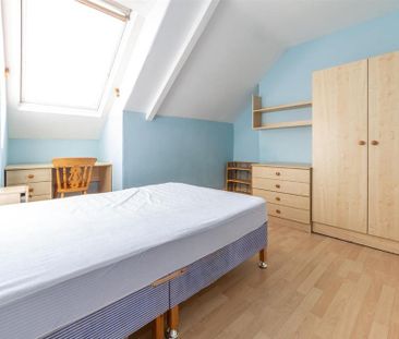 6 bedroom terraced house to rent - Photo 3