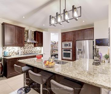 For Lease - 7 Legendary Circle, Brampton, Ontario - Photo 6