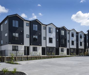 Welcome to our near-new, fully furnished studio rooms – ideal for i... - Photo 6