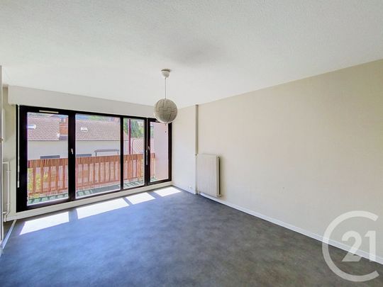 Location Appartement 1 pièce 28m² CHAMALIERES 63400 - Photo 1