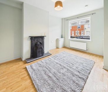 26 Ebor Parade, Belfast, BT12 6NS - Photo 2