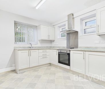 3 bedroom semi-detached house to rent - Photo 5