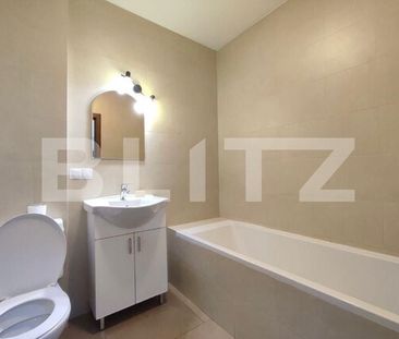 Apartament 3 camere, 65mp, zona strazii Aurel Vlaicu - Photo 2