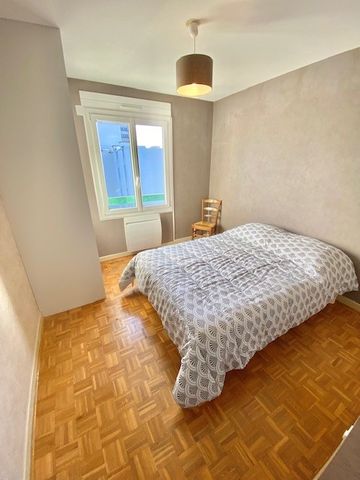 Location Appartement 3 pièces Meublé 73m² LYON 7ème - Photo 4