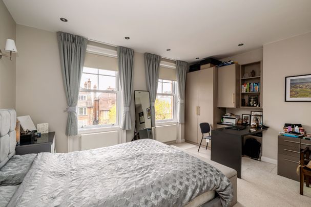 Redington Road, Hampstead, London, NW3 - Photo 1