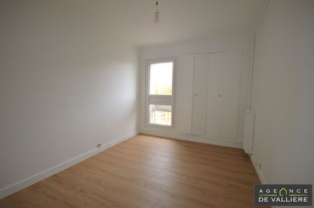 Location Appartement 4 pièces 81m² NANTERRE 92000 - Photo 3