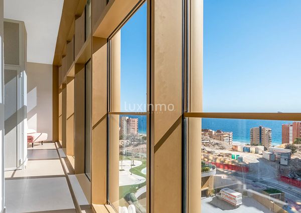 Cosy flat with sea views for rent in Benidorm