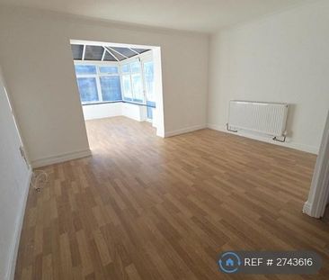 3 bedroom terraced house to rent - Photo 1