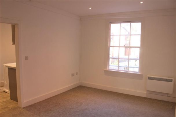 1 bedroom apartment to rent - Photo 1