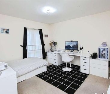 Heron Drive, Penallta, Hengoed, CF82 - Photo 6