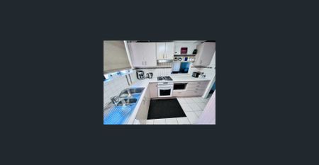 Private, Spacious Modern Townhouse and Practical Layout with 1.5 Bathroom - Photo 5