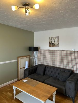 1 Bed Flat, Ferguson Close, E14 - Photo 1