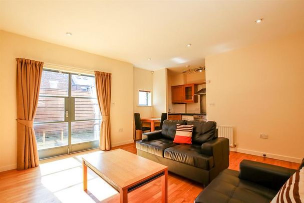 1 bedroom flat to rent - Photo 1