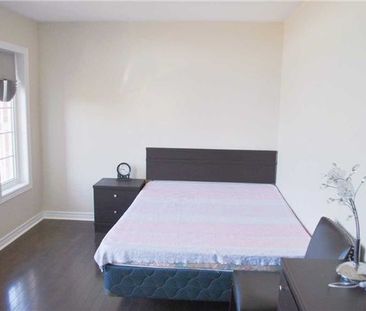 For Lease - 180 Harvest Hills Boulevard, East Gwillimbury, Ontario - Photo 6