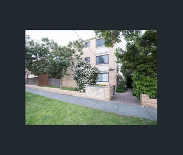 2/133 Park St, Moonee Ponds VIC 3039 - Photo 3
