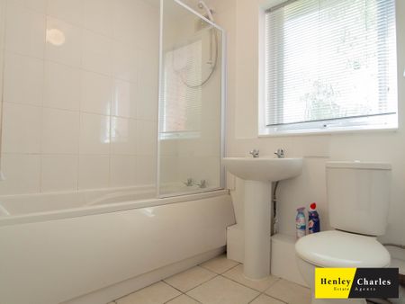Erdington, Gravelly Hill North, B23 6BQ, Birmingham - Photo 3
