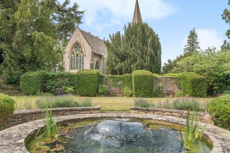 2 bedroom retirement property to rent - Photo 2