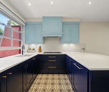 3 bedroom flat to rent - Photo 6