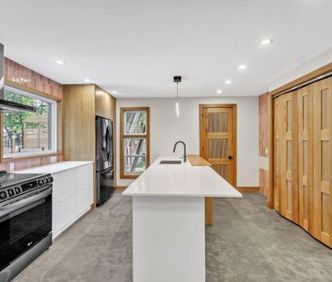 21 Rue Blondin, Laval (Sainte-Rose), QC H7L - Photo 4