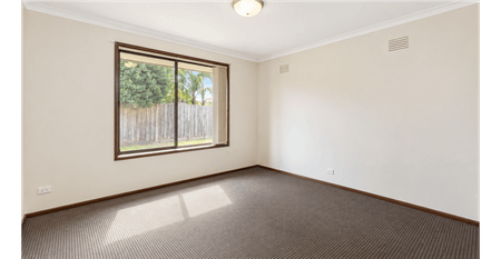 Convenient Mossfiel Living Close to Shopping & Schools - Photo 4