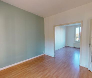 Location Appartement 2 pièces 50 m2 à Chartres - Photo 3