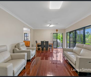 Spacious & Stylish Family Home in Quiet Cul-de-Sac - Photo 1